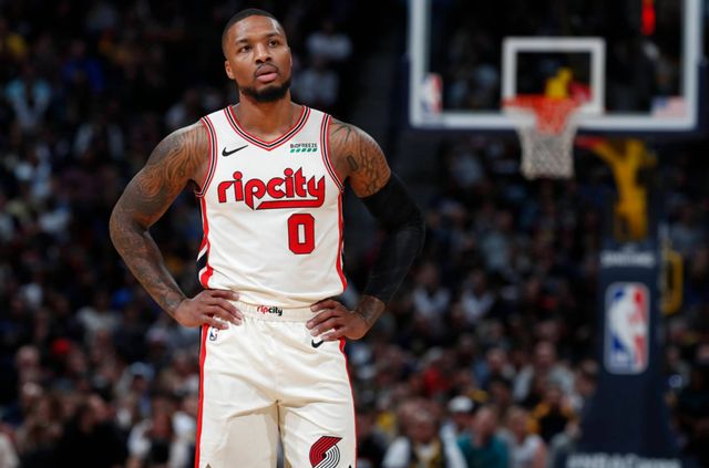 中展现出不 中展现出不